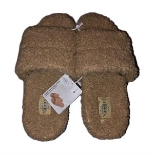 Serra Slippers Women’s Size 8 Open Toe Beige Sherpa NEW